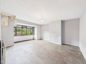 Photo 1- click for photo gallery